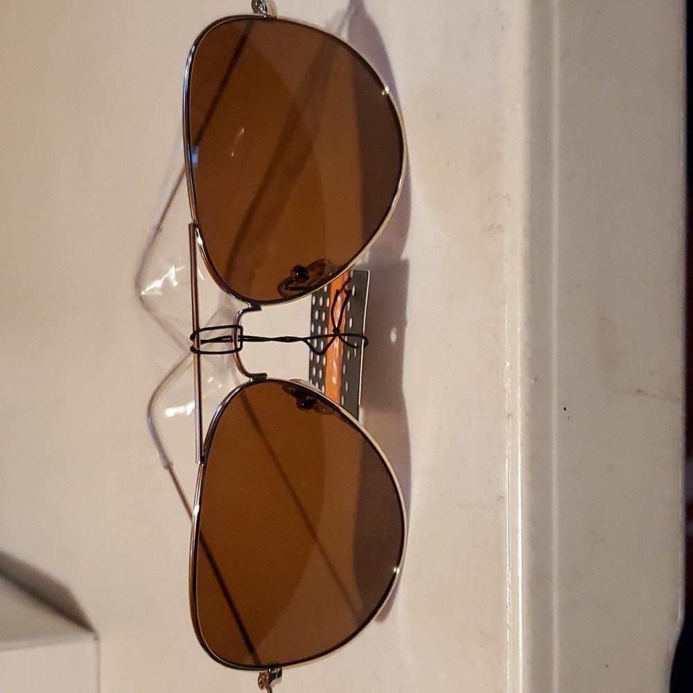 NWT Aviator Brown Sunglasses Silver Frame